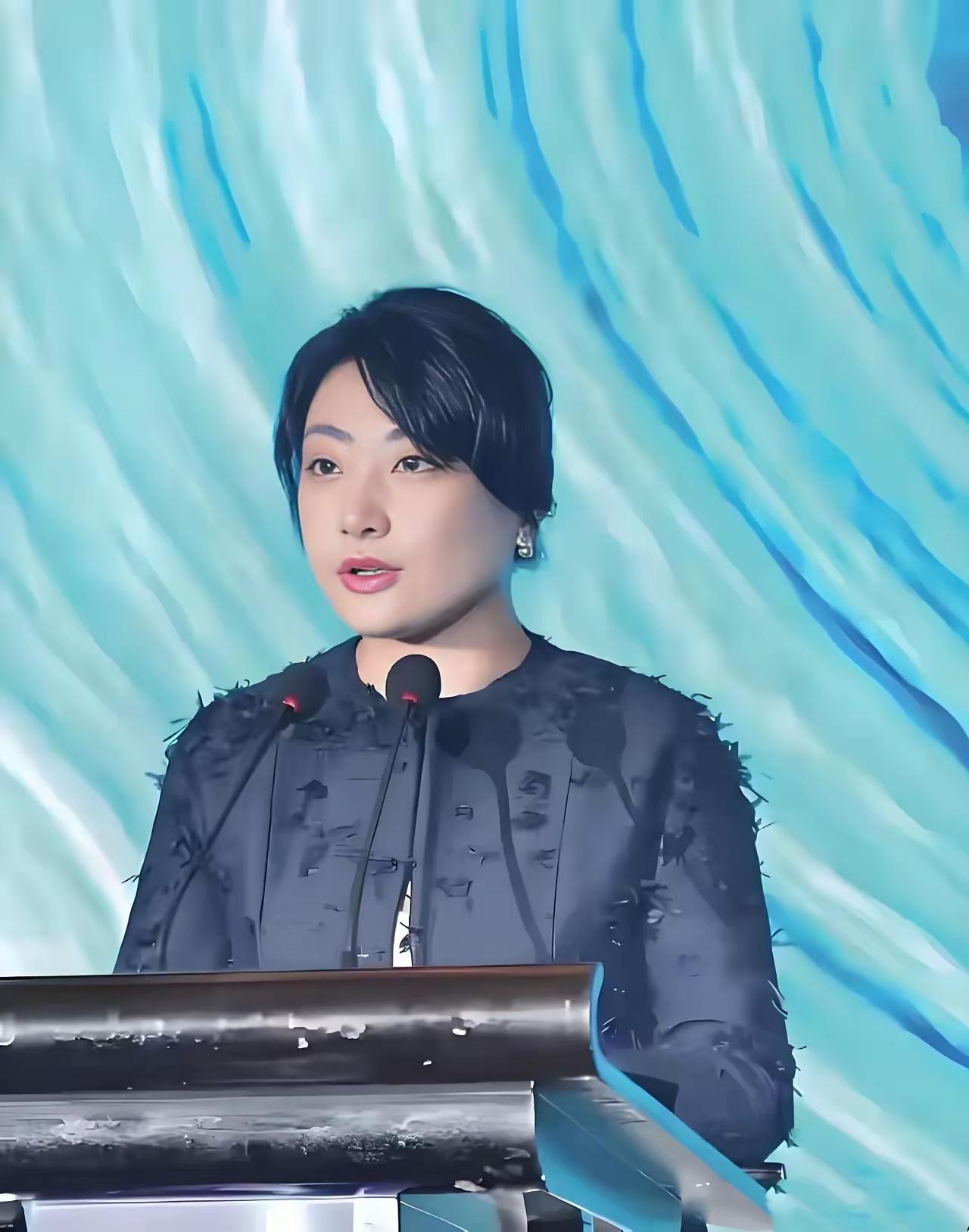 现在总算看明白了！宗馥莉在娃哈哈待不下去，哪止杜建英那点事儿，亲二叔宗泽后这波“