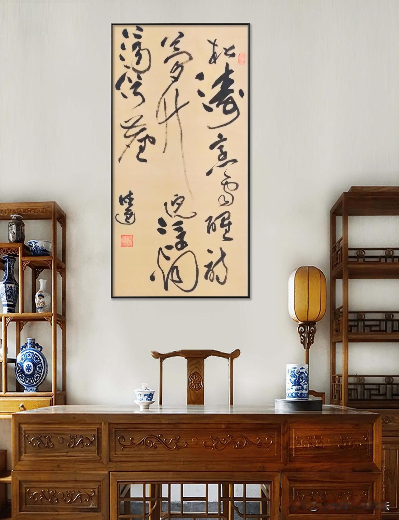 
在寒冷的冬日，雪花纷纷扬扬地飘落，宛如一群轻盈的白色蝴蝶在寒风中翩翩起舞。此时