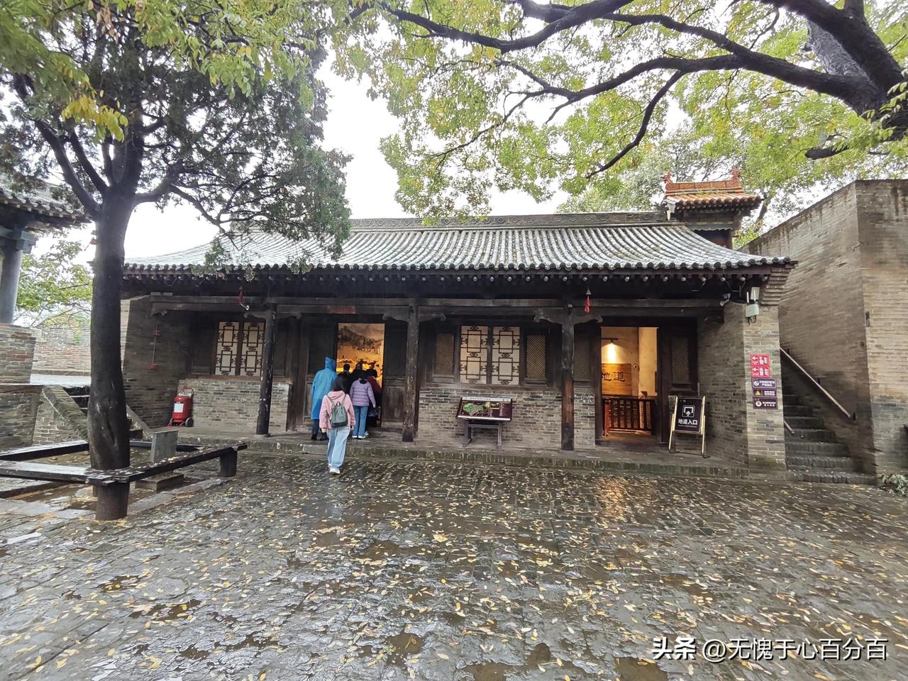 张壁古堡（4A）——位于山西省介休市绵山北麓，距今一千多年，古堡里有古地道、魁星