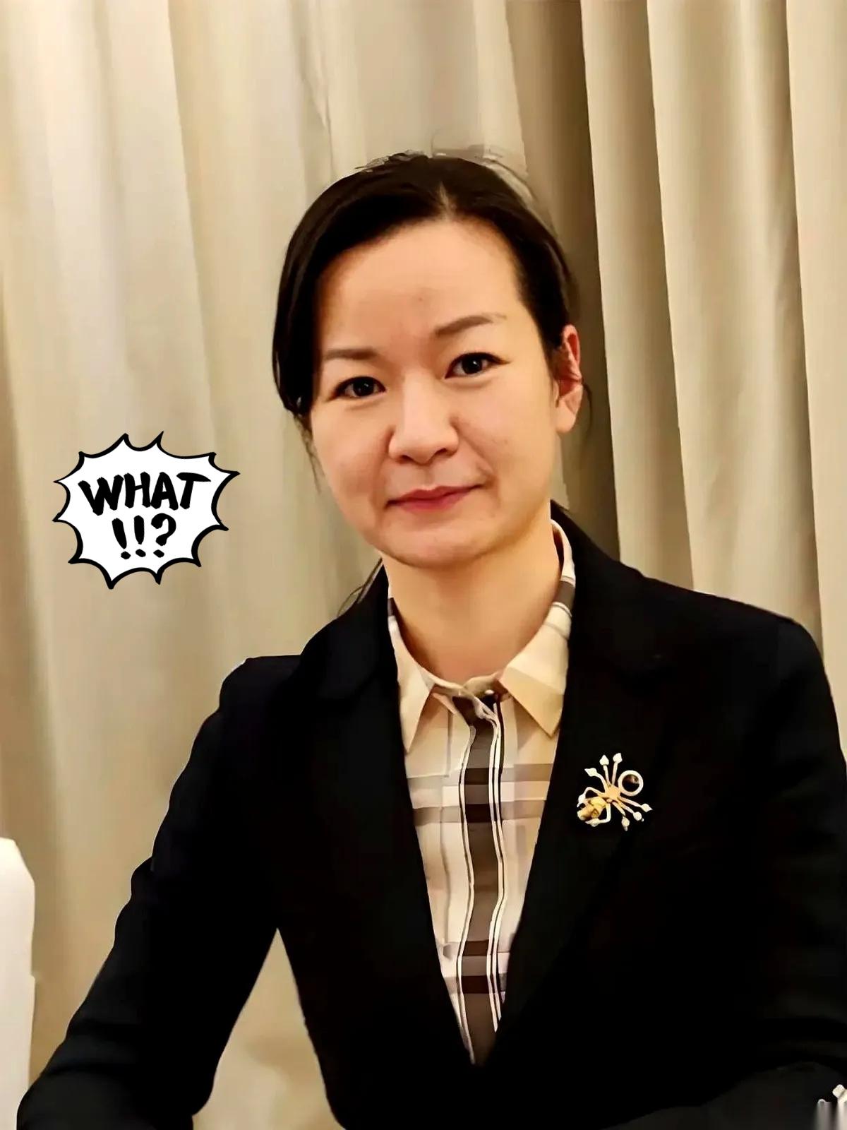 刷到启东城投顾妍被查的新闻，
真让人脊背发寒！
 
47岁，26年职业生涯从基层