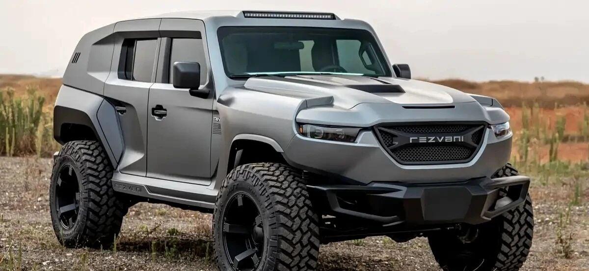 最近，美国超跑制造商Rezvani，放出全新一代Tank预告图。新车造型比老款更