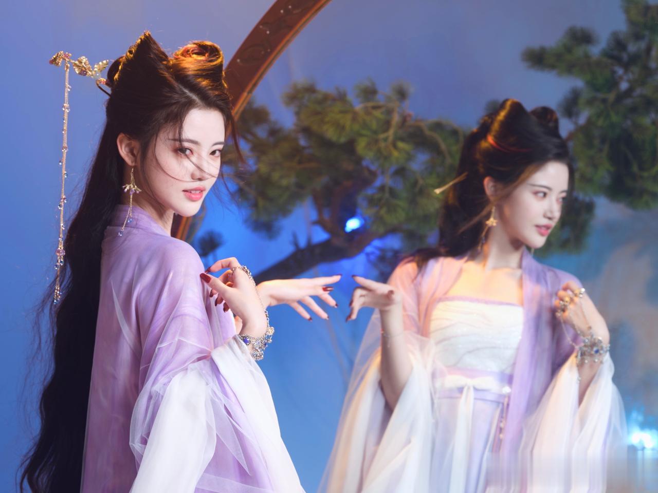 《》这部剧确实很让人上头！
仙侠剧会带给观众一种浪漫极致的感受，《长月烬明》中男