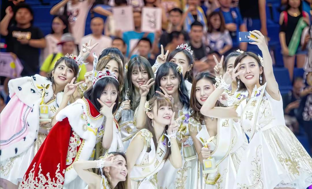 如果當時48對成员們好·.·点.那她们也可以像其他團···樣再見 ···面。如果