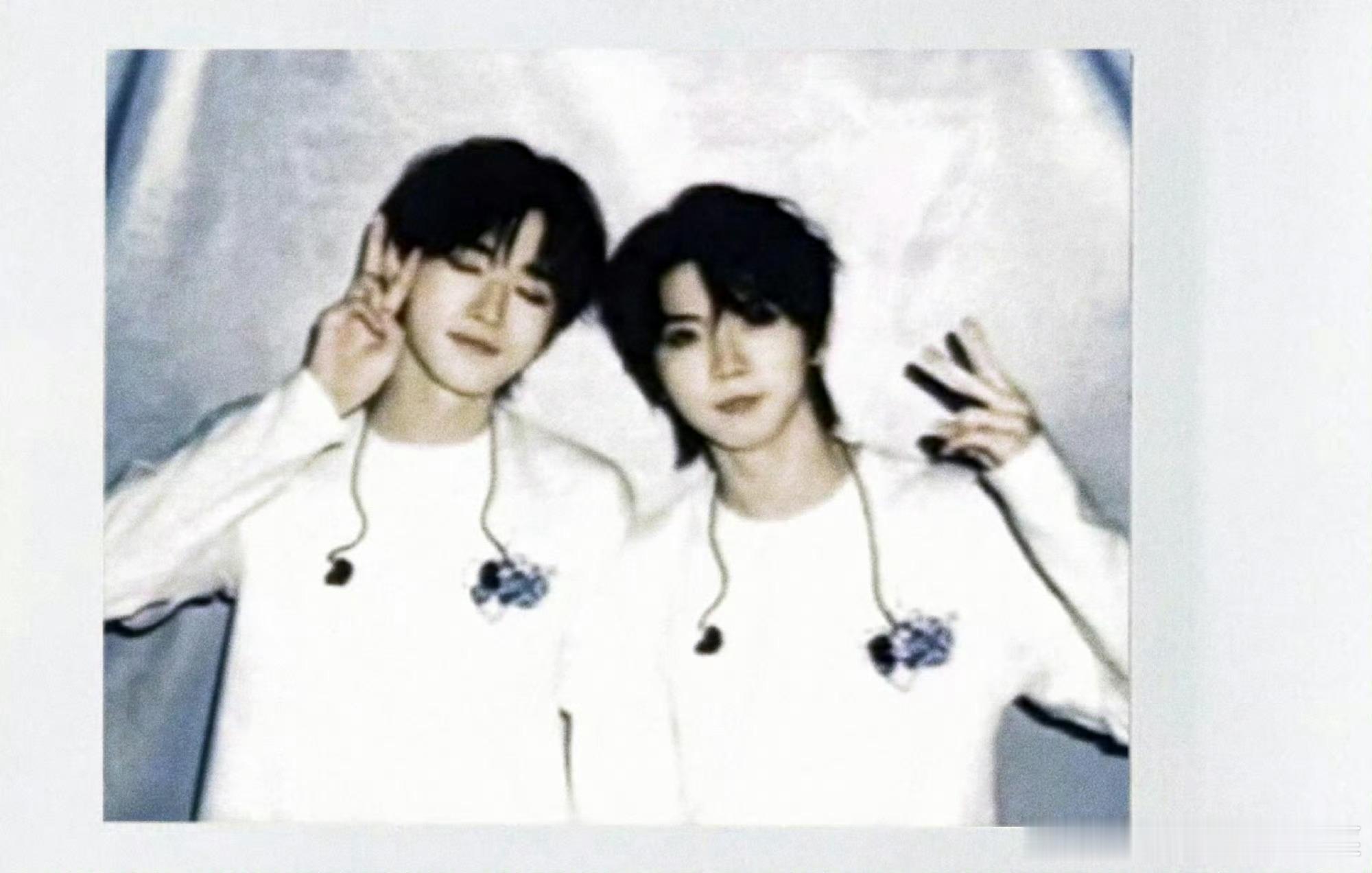 老时拍双人小卡真的是信手拈来[流鼻血] 时代少年团的十月行程 ​​​