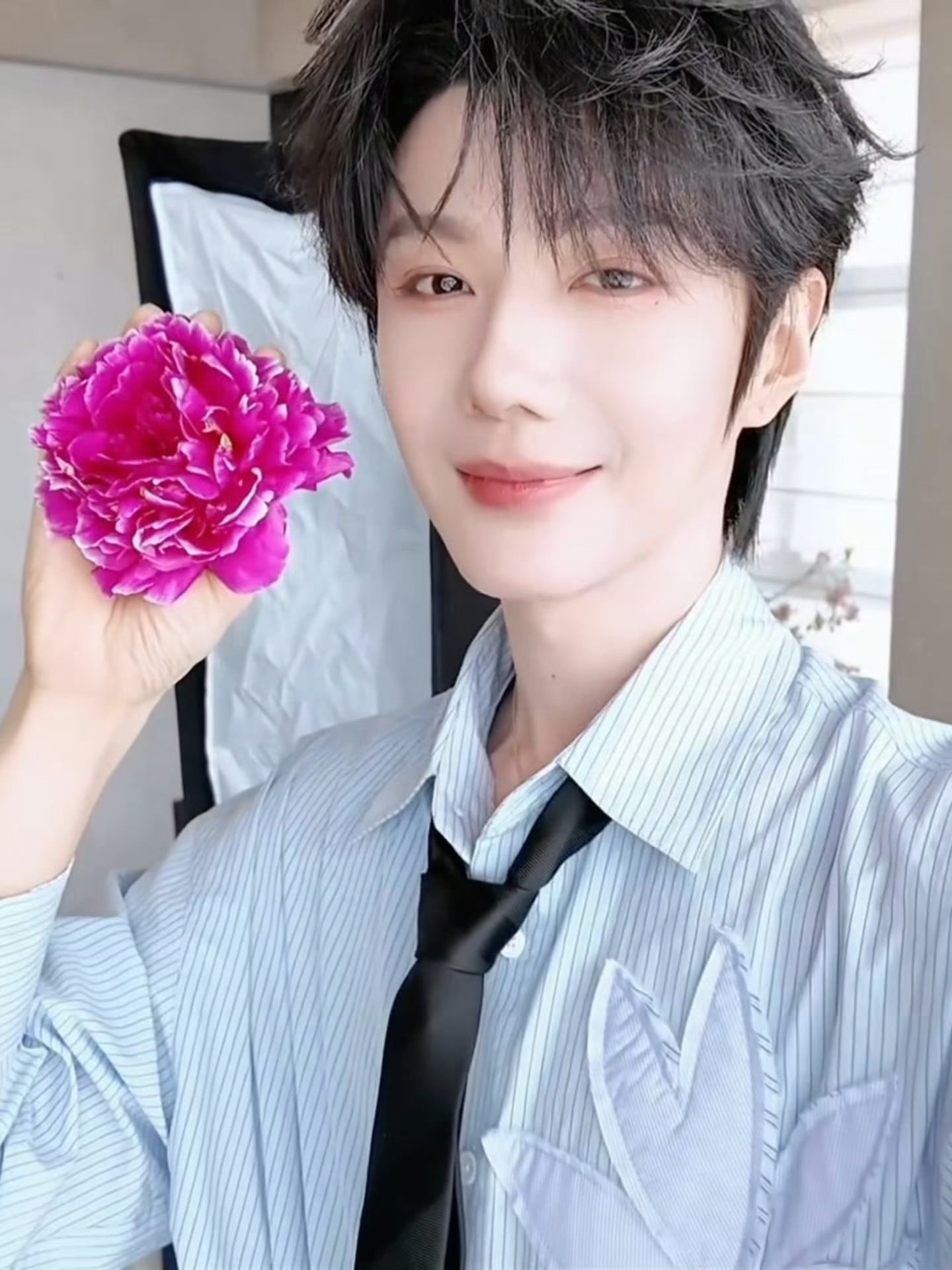 郝熠然菏泽vlog来啦你留存的每一份美好，都是送给我们最温柔的底气，我会一直干净