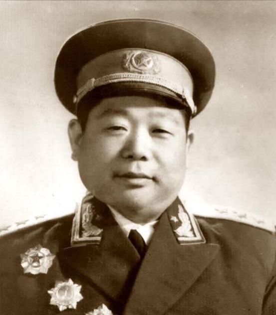 被对调的八大军区司令员，有四位任期达到14年以上，他们是谁
“1973年初，中央