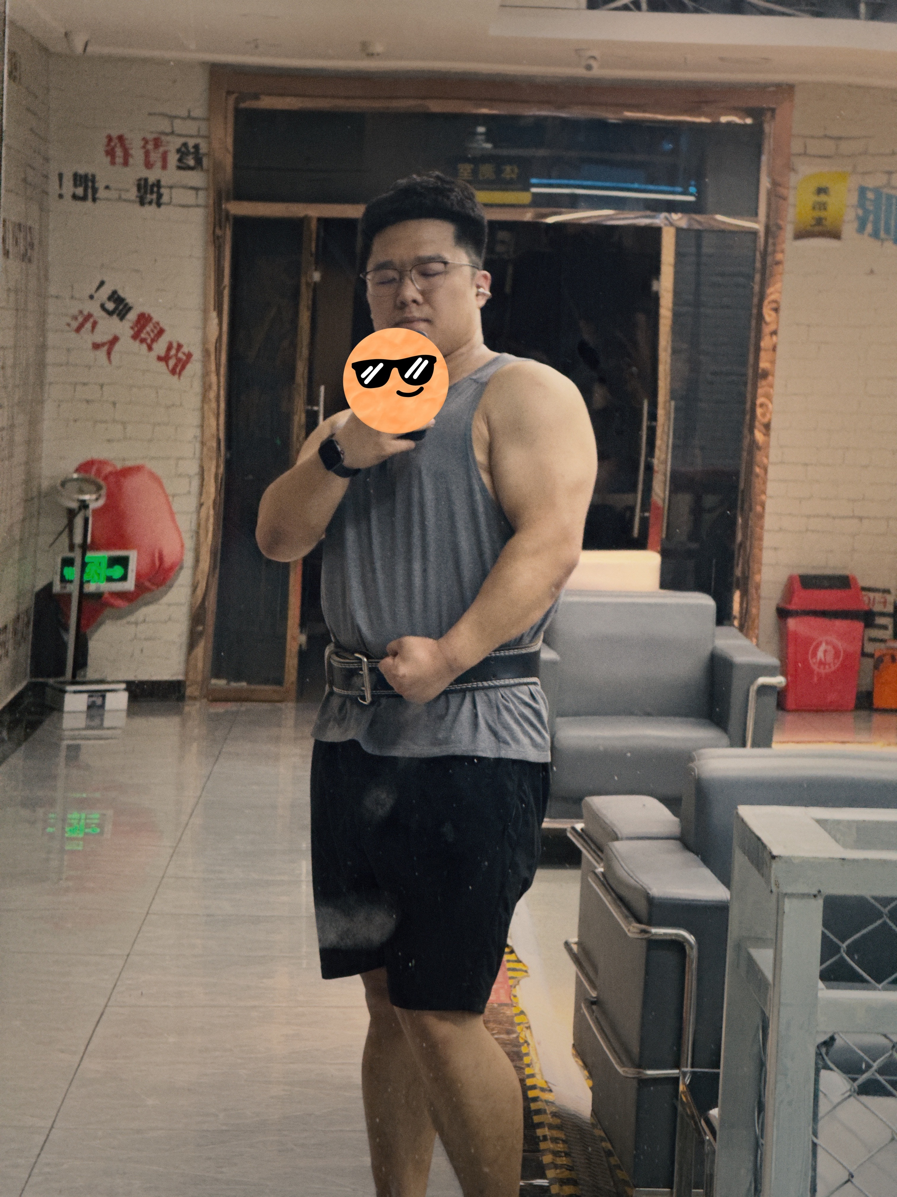 中午一杯美式，微微一练，还是很舒服。[doge] ​​​