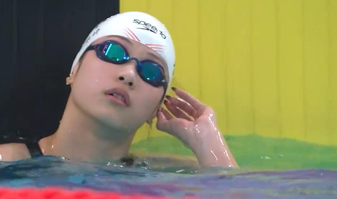 张雨霏全运冲金又一力项来到！ 50蝶预赛从容第二 余依婷抢占先机第一11月15日