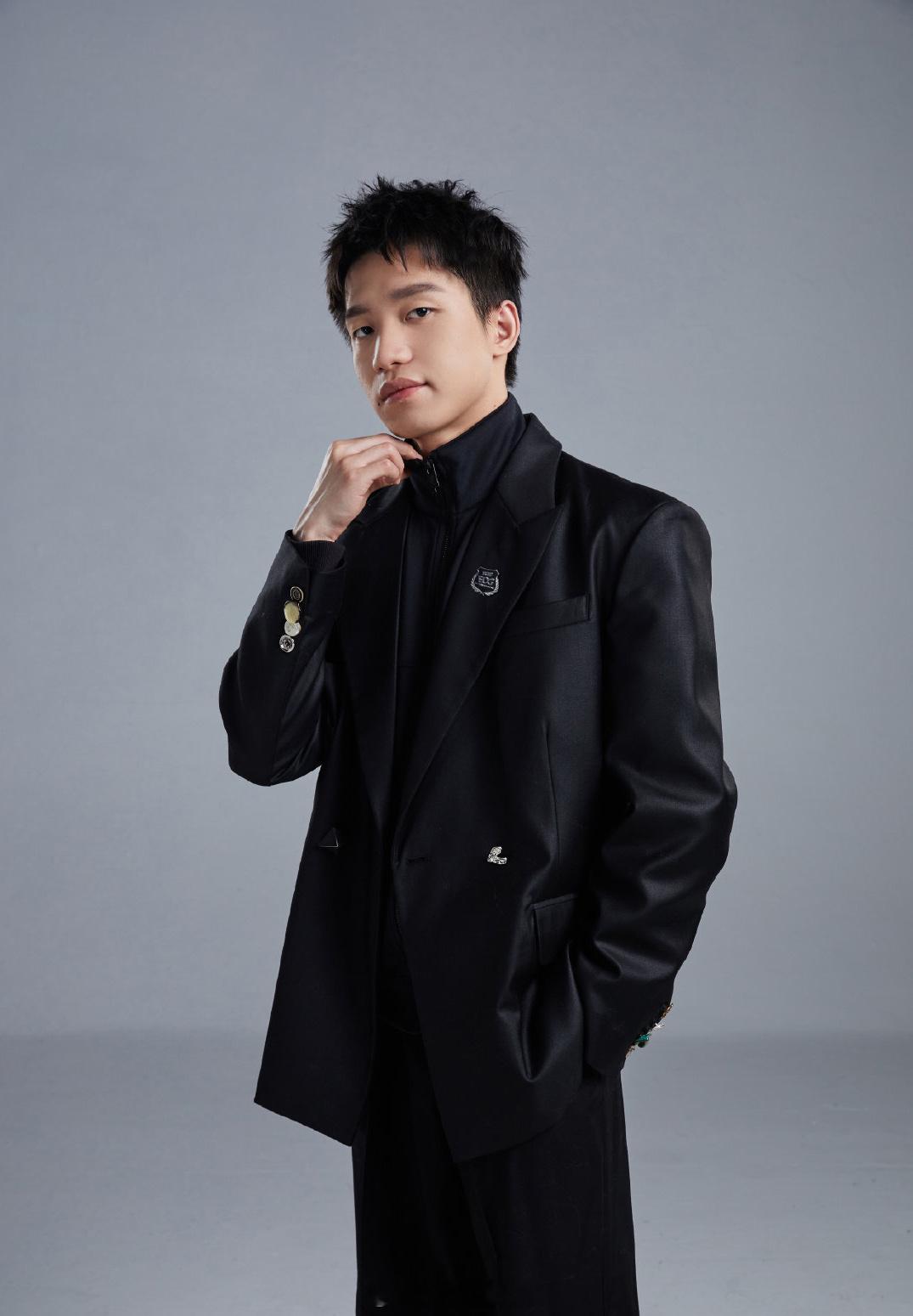 #Meiko和明凯合伙开公司#以后就是田老板了#Meiko[超话]# ​​​