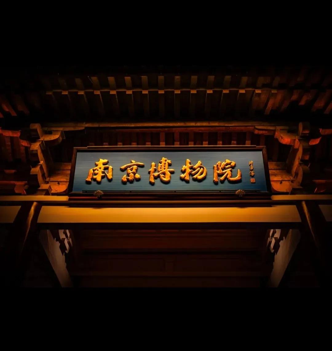  8800万起拍的竟是赝品！这波操作把魔幻现实主义玩明白了。

当年庞家满腔热血