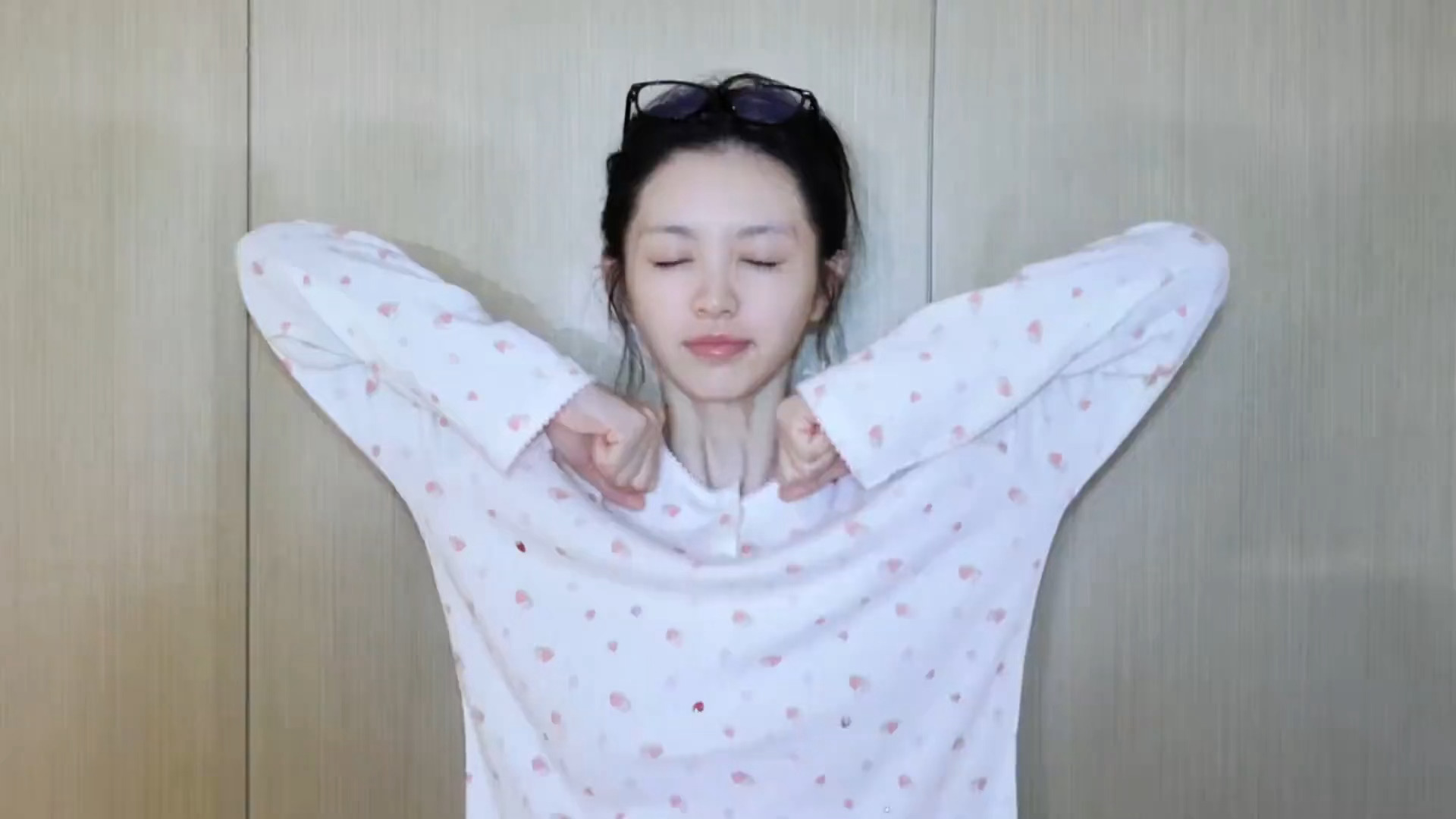 田曦薇丨刚睡醒的小咪这个嫩 忙忙碌碌寻宝藏2定档