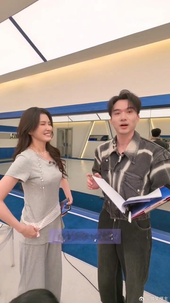 赵兆正式向徐洁儿道歉终于搞懂整件事的来龙去脉了，业内口中的炫技不等于批评，只是客