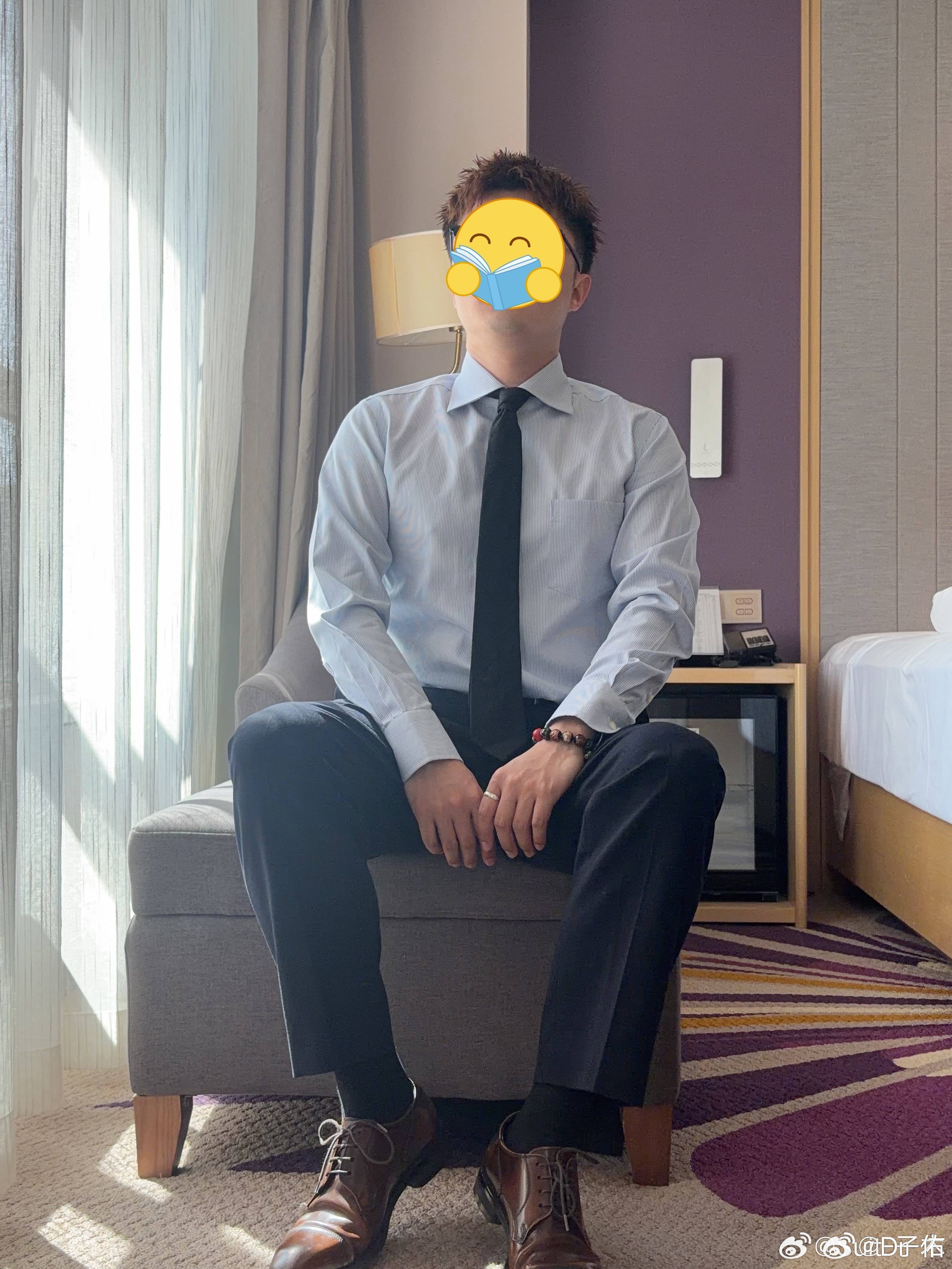 【男男交友2】第二位男嘉宾男个人情况：32-170-68-0.5 地点：北京工作