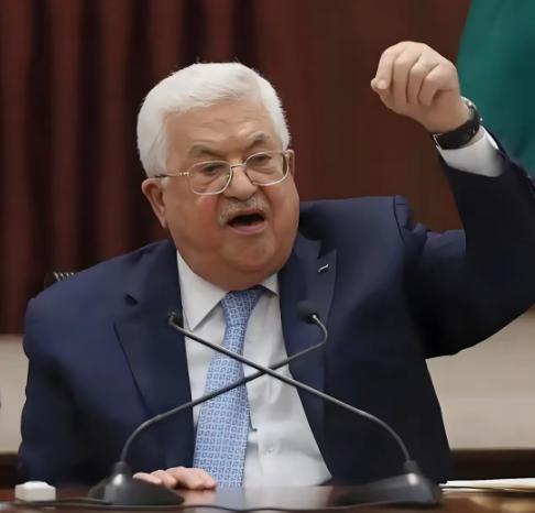 巴勒斯坦总统阿巴斯是不是还没睡醒呢？

这事儿可真让人看不明白。现在全世界好多人