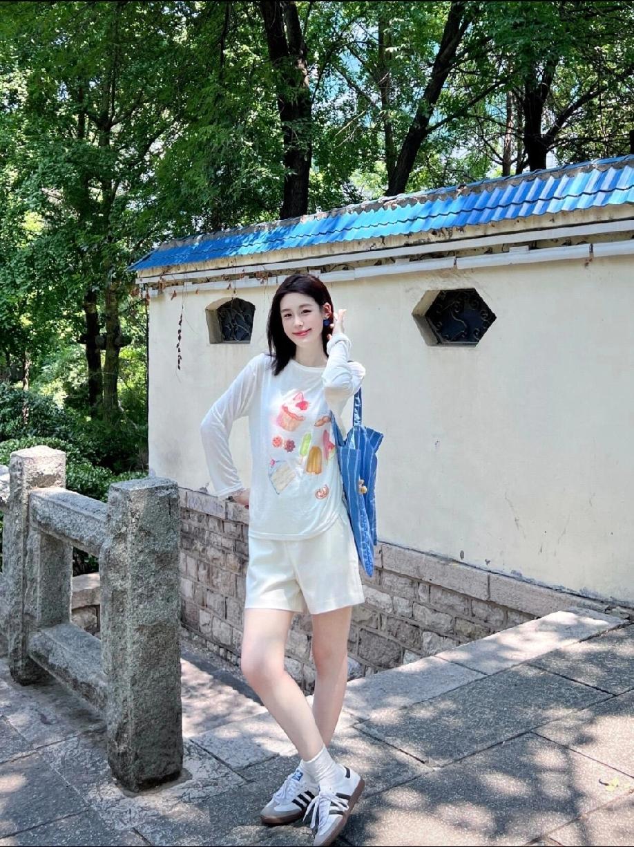 甜美阳光的美女姐姐温柔治愈款美女 自然清雅美女 好看哒小姐姐 自然纯真的美女 什