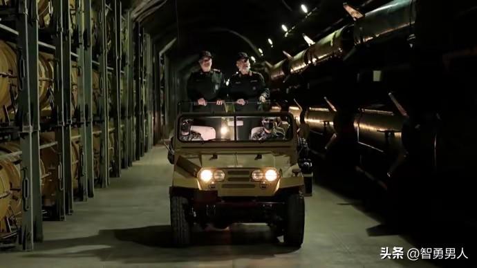 美以的输赢，在于能否打一场持久战、消耗战；伊朗的胜败，在于军民能否上下一心、同仇