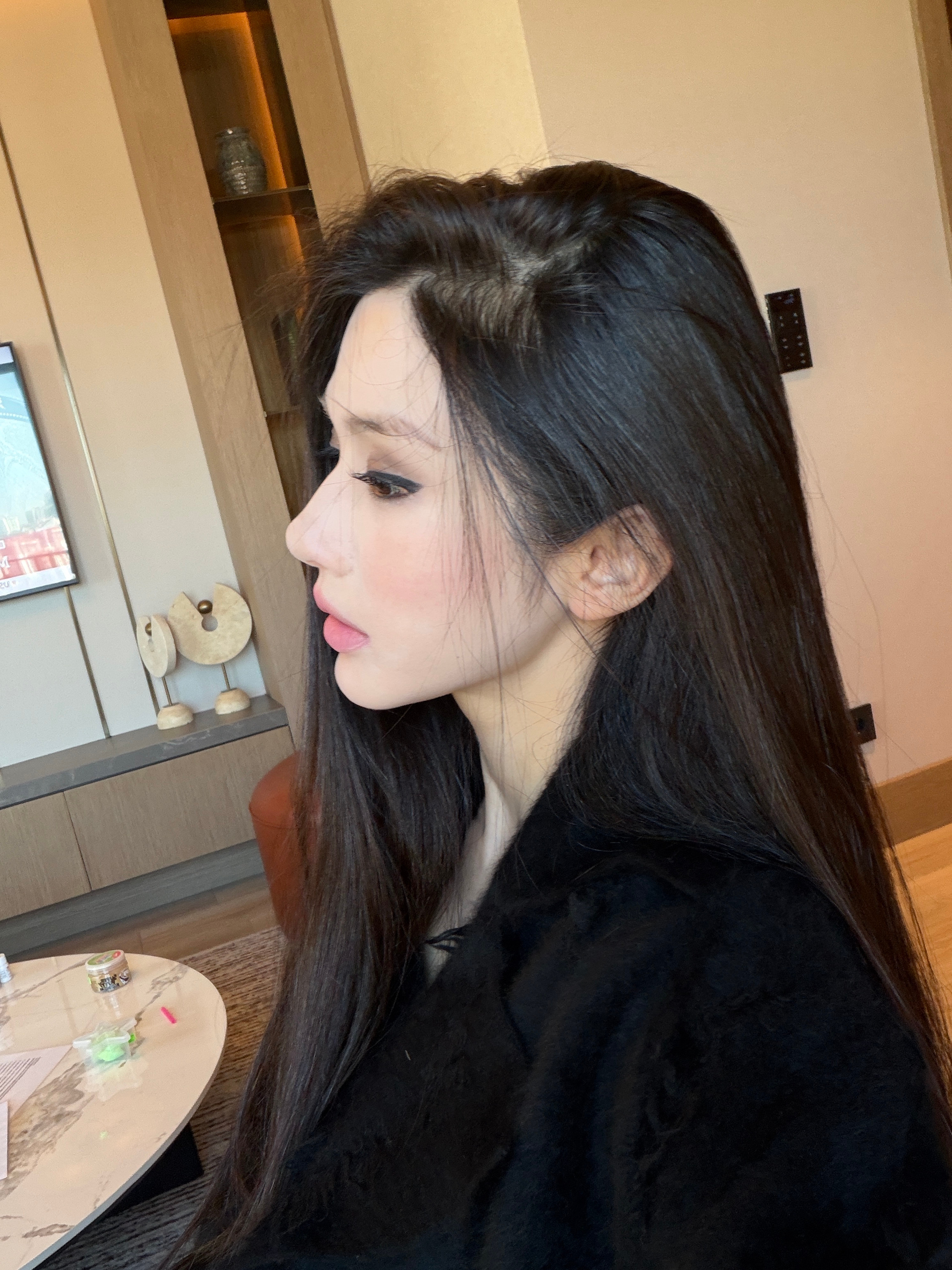 额头真吃量 半个月消肿后又没了 我还想往额结节上堆量 我的医生说额结节打不进去了
