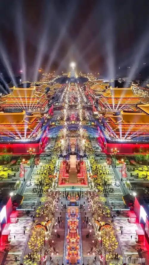 不夜城可以有很多，为什么西安大唐不夜城难以被复制？
一个因素就是IP吧，因为很多