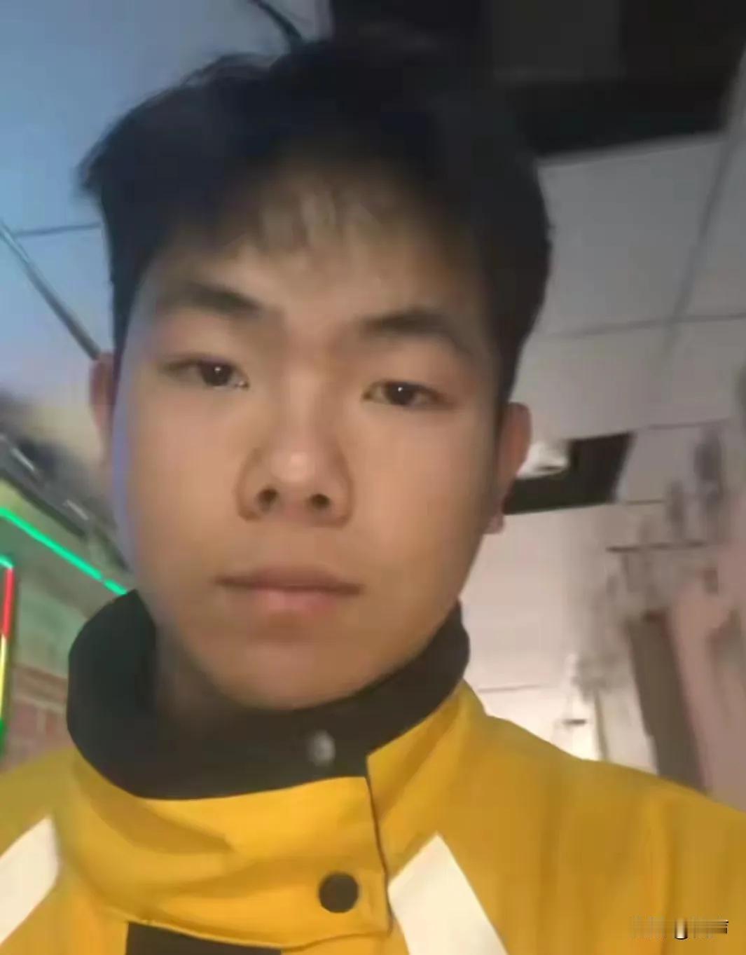 “太可惜了！”一位21岁外卖小哥，为救一对落水父子，自己却因力竭溺亡了，用年轻的