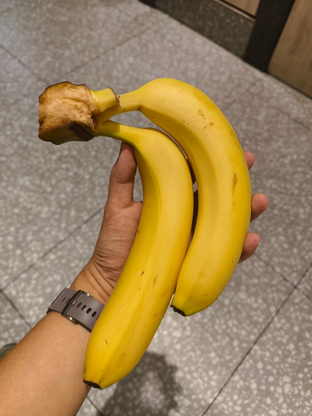 今日健身打卡！健身房忘拍照了，就拍个烂香蕉吧 西安
