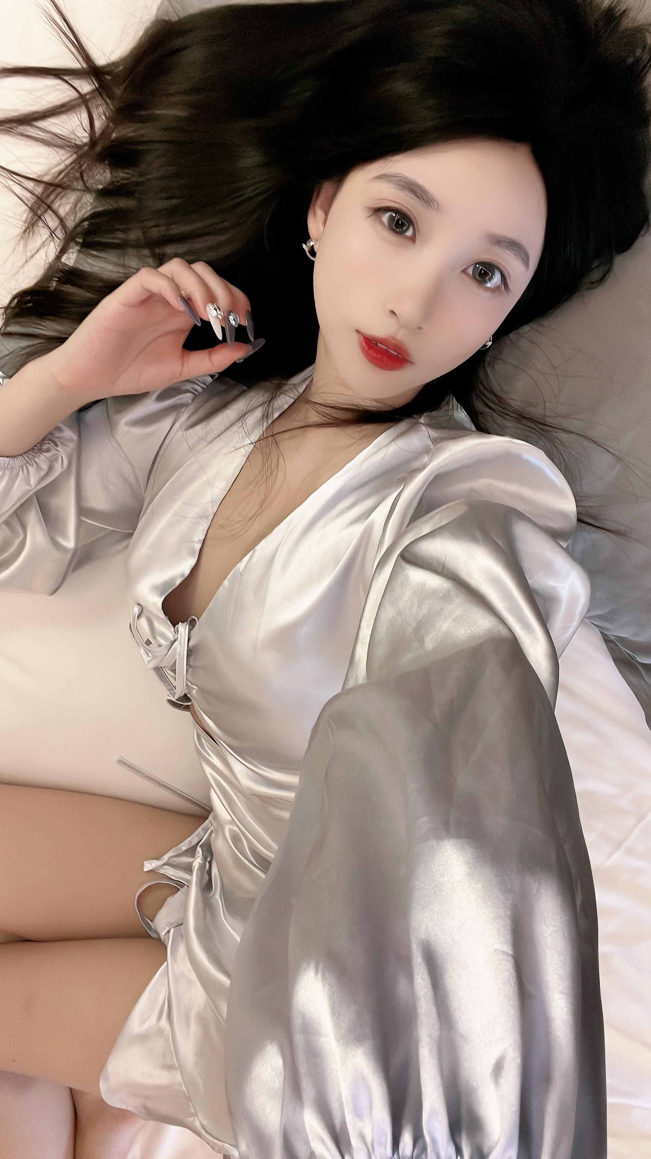 不想再付出了 只想有人对我付出。这年头找个聊天的难不难？