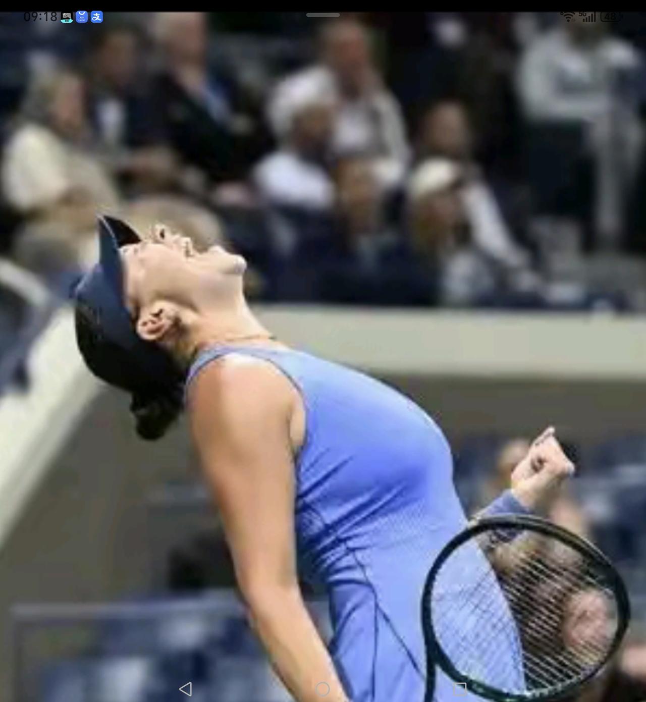 世界第五阿尼西莫娃止步八强！
        北京时间6月13日凌晨，WTA50
