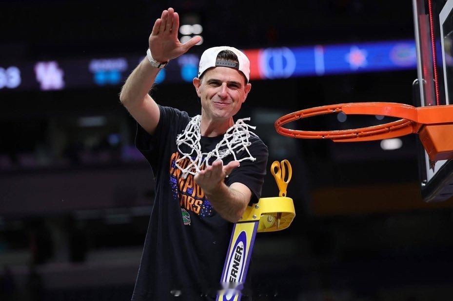 奥康纳：如果史蒂夫·科尔离开，勇士队将追求佛罗里达州鳄鱼队主教练托德·戈尔登 