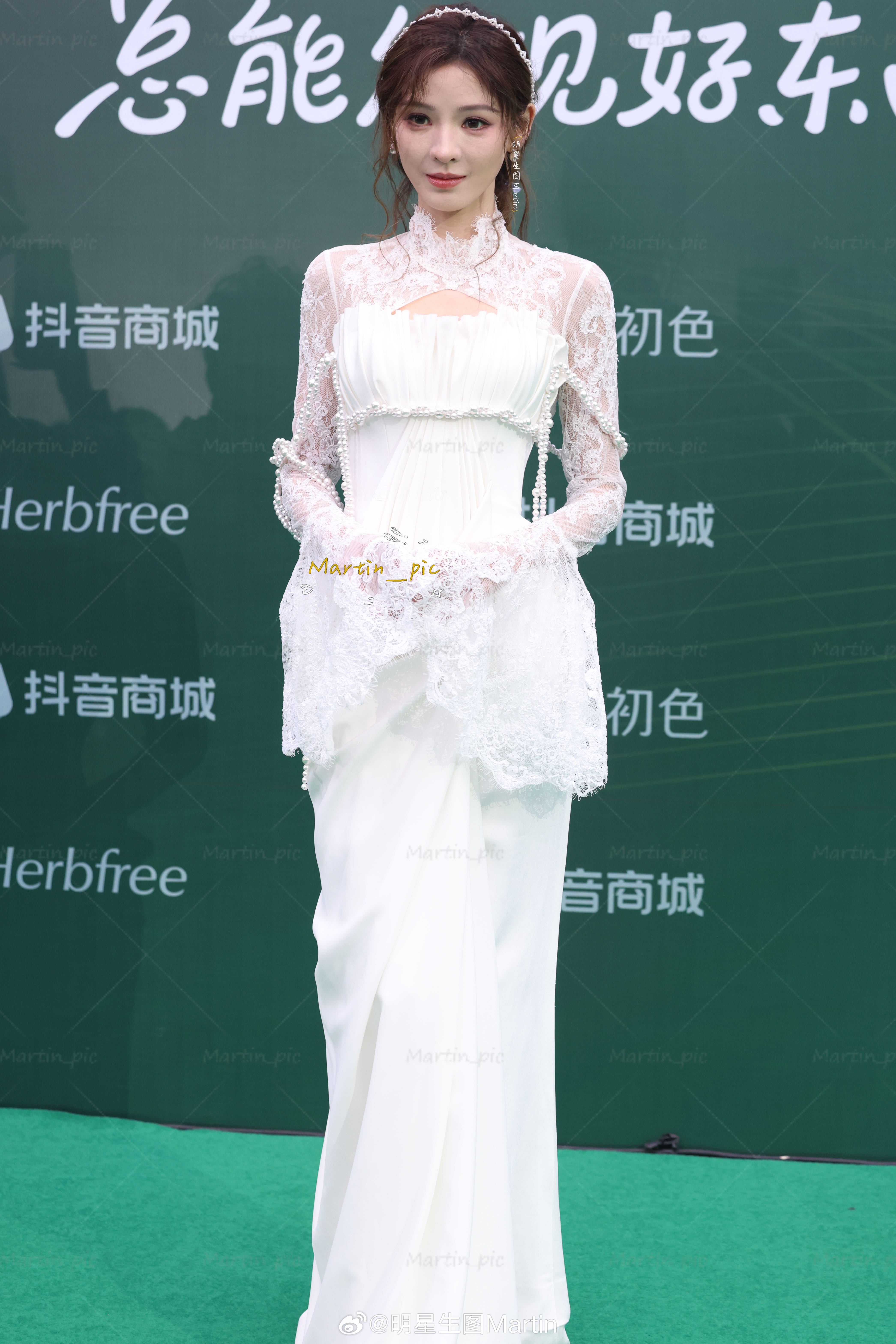 张予曦 张予曦草本初色品牌盛典生图阿瓜把白月光具像化啦张予曦