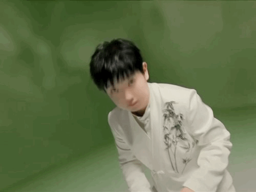 和孙颖莎一起喝原叶奶茶好漂亮[奶牛猫] ​​​