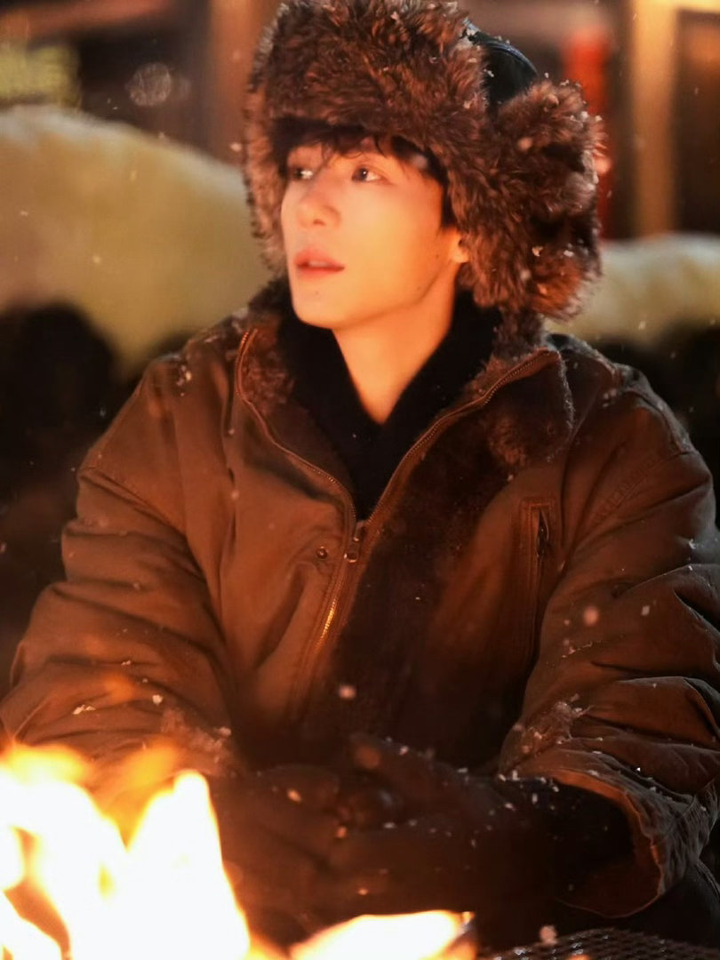 王安宇想把你和时间藏起来雪地剧照 王安宇《想把你和时间藏起来》雪地剧照有  在雪