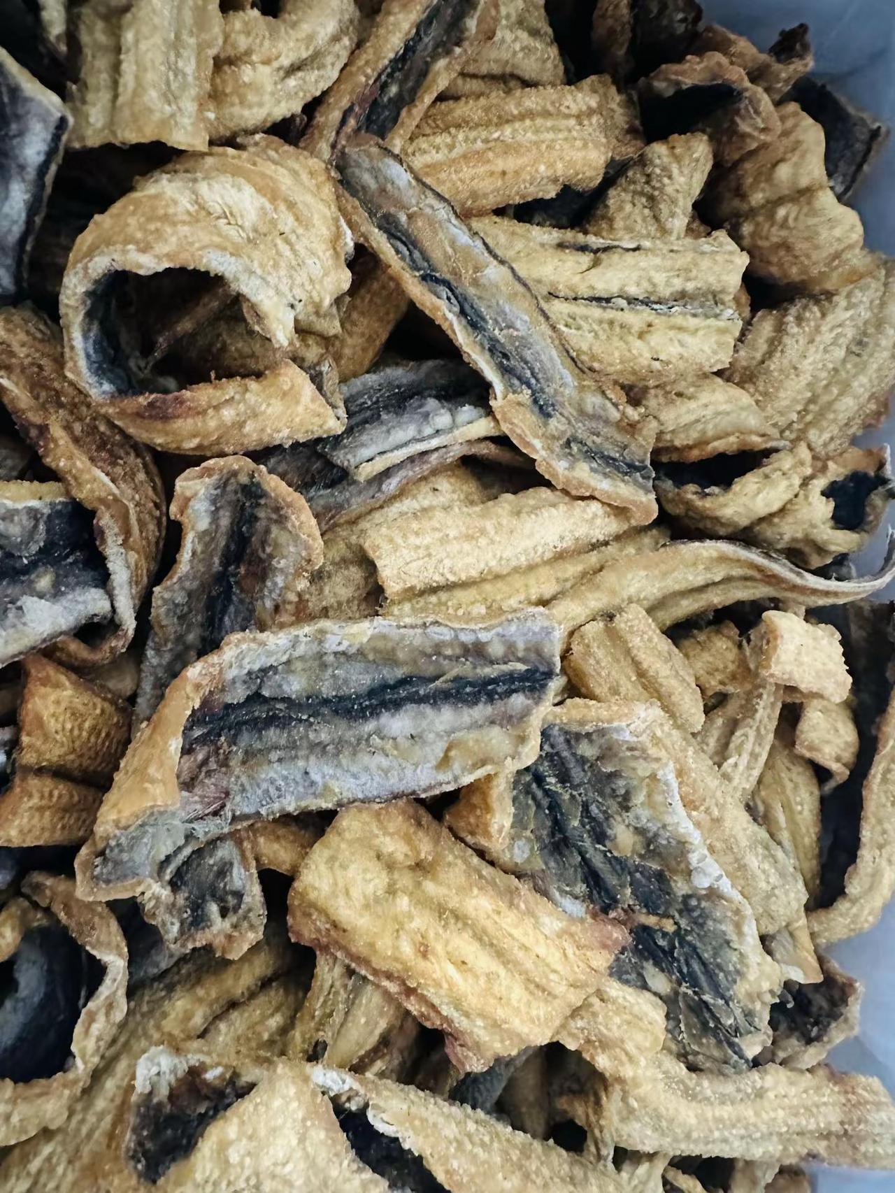 鳗鱼干也剩下这不到十份货了。喜欢吃的抓紧囤，后面暂时没货就停止接单了。