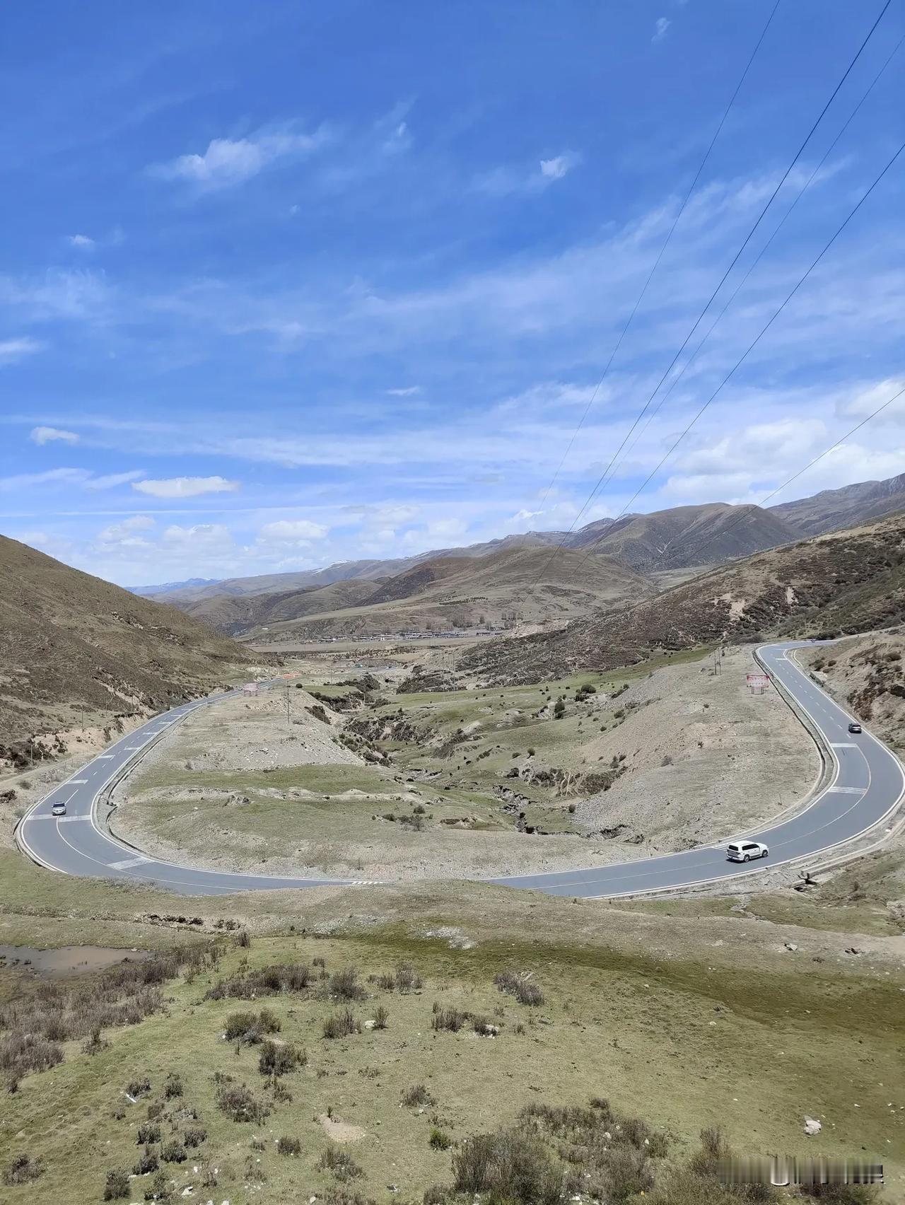 发一张照片看看你们拍的川西318国道，折多山，川西往西藏方向川西自驾的路 川藏线
