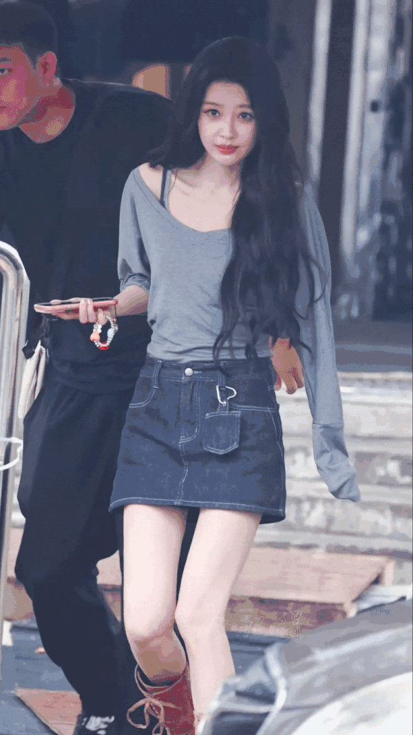 最近孙怡买的不少吧，怎么全都是夸她美的？ 