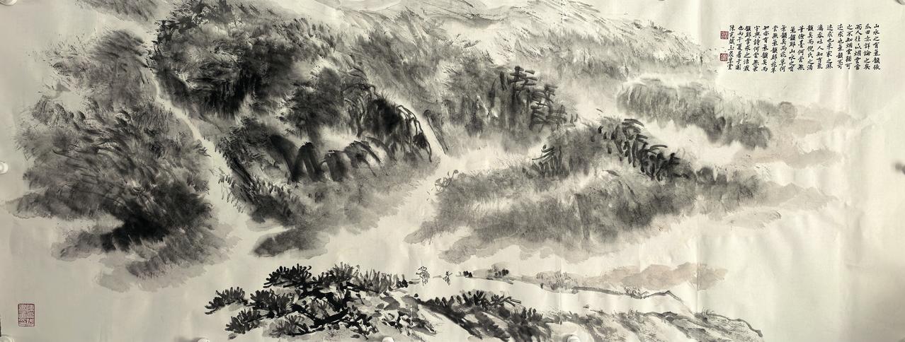 观云听泉今日热点 
       豆包写白：层岩叠翠静敛烟岚，远山隐于薄云之间。