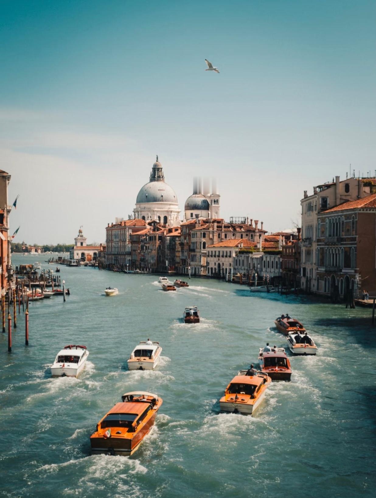 过去与当下 