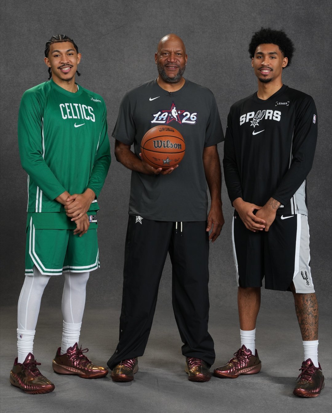 谈到对两位儿子的教育，前NBA球员罗恩-哈珀坦言：“我不是詹姆斯，因此我不会告诉