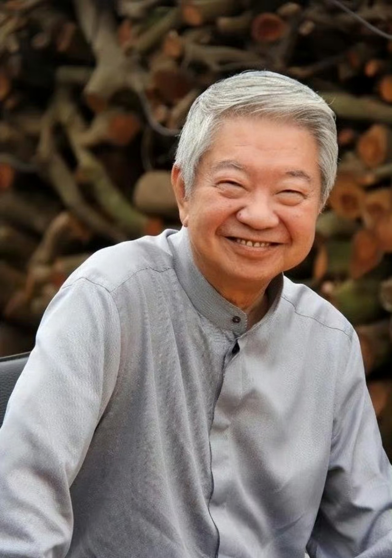 蔡澜去世蔡澜告别，带走了一个时代的传奇与洒脱[泪][泪] ​​​