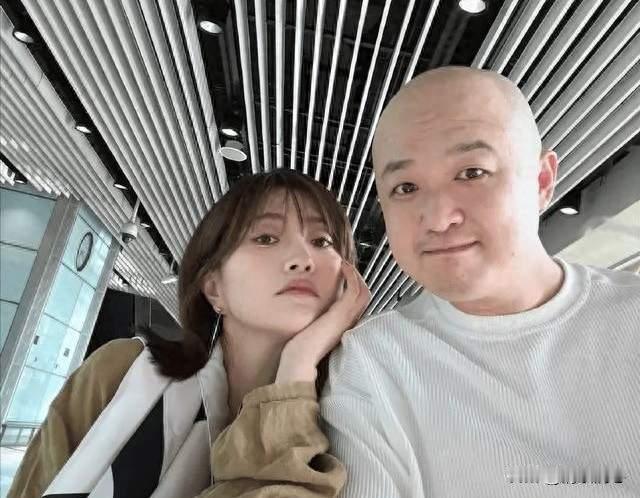 “包贝尔出轨风波后同游，网友：满眼是彼此，这瓜保熟吗？”