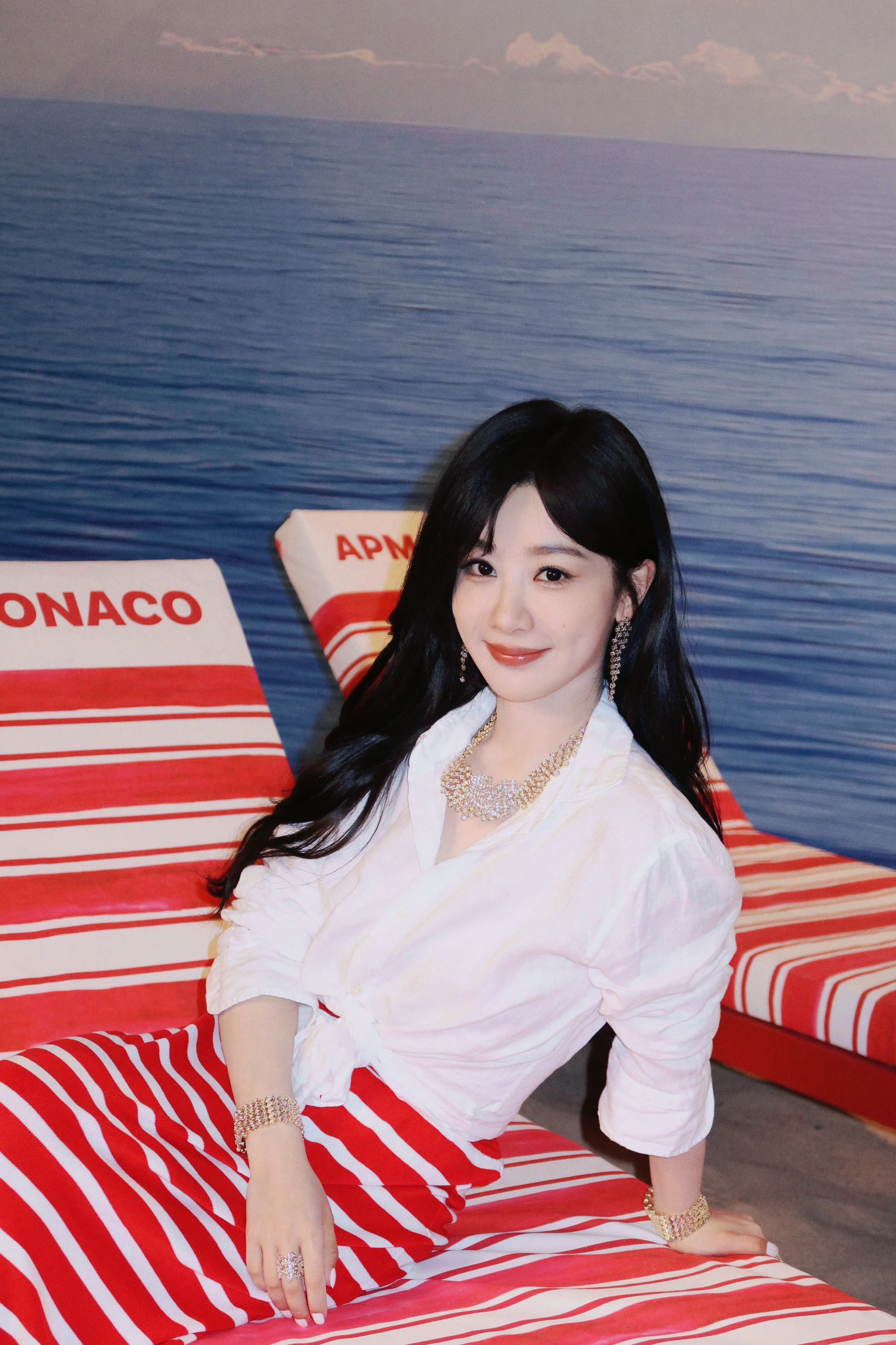 杨紫APMMonaco全球品牌代言人杨紫杨紫与APM每次合作都超级惊喜 适配度 