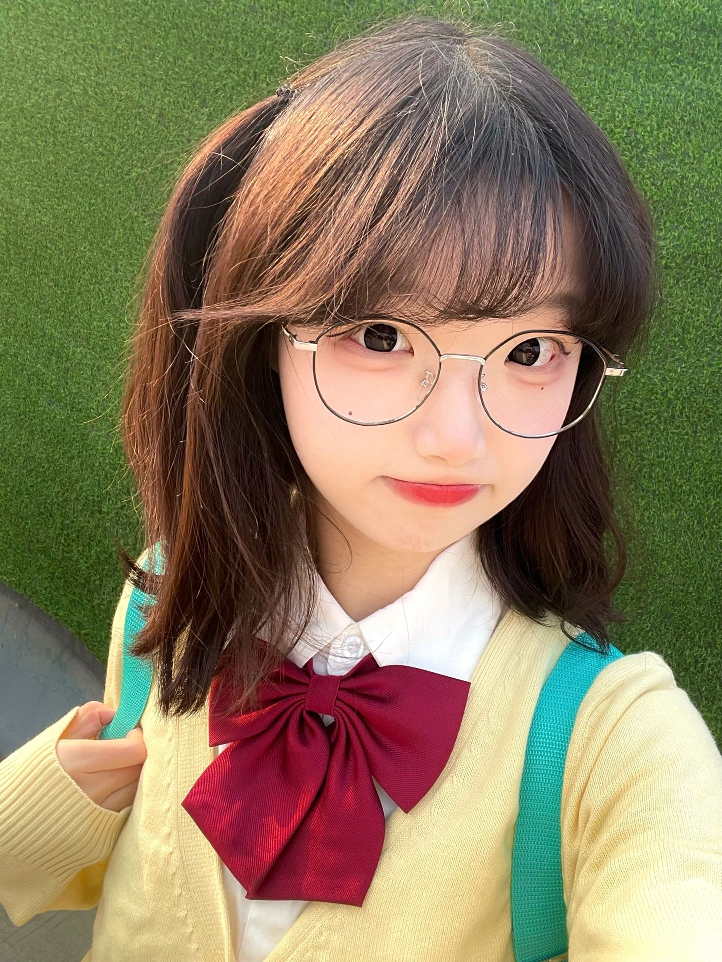 报告！今天也很阳光~\(≧▽≦)/~