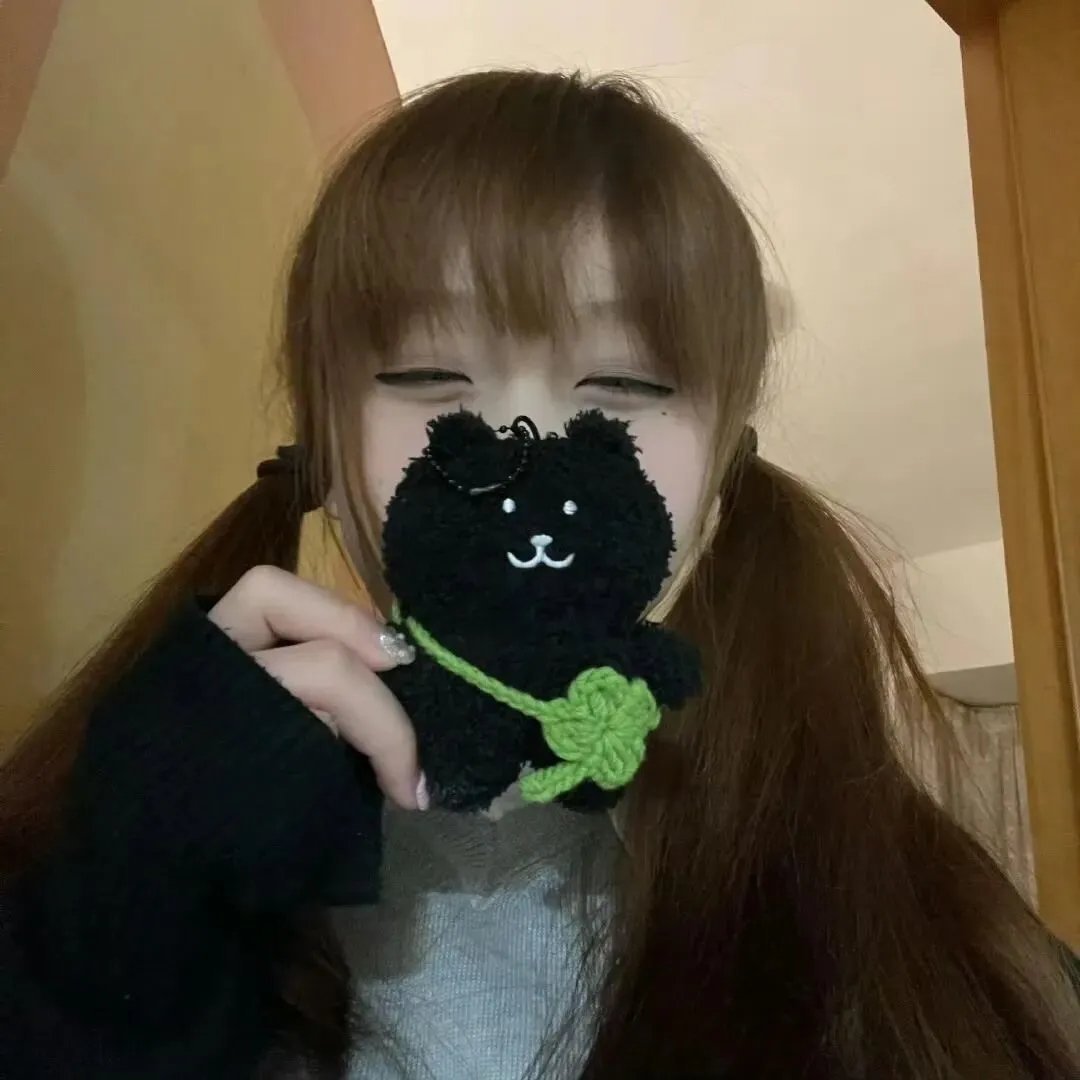 女生头像｜𝙒𝙚𝘾𝙝𝙖𝙩 小众氛围感女头｜感受到幸福的时候能放慢倍速就