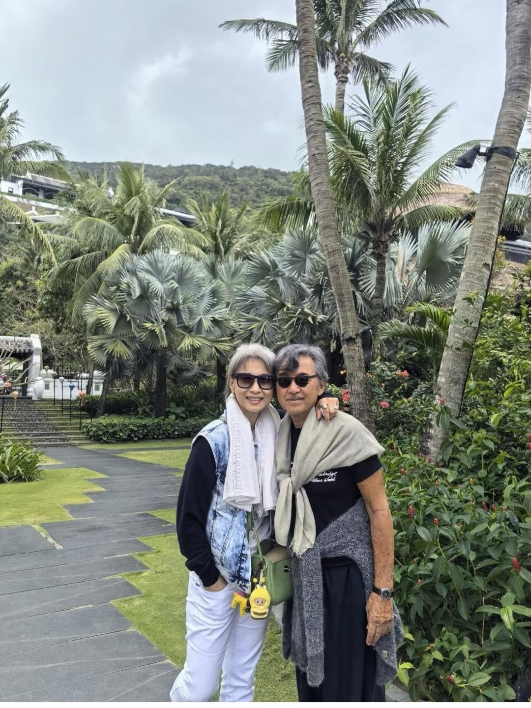 叶倩文，看到她的头发，忽然感觉不在意自己的满头白发了。