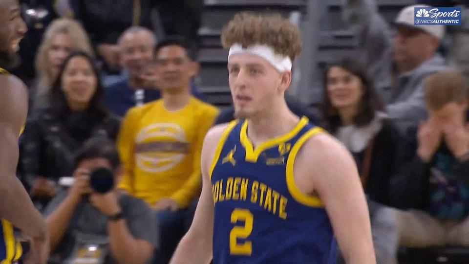 快乐篮球又回来了[二哈][二哈]#黄蜂vs勇士##金州勇士[超话]# ​​​