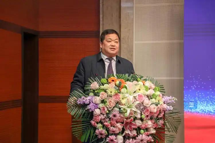 龙佰6990万美元拿下英国钛白粉工厂，欧洲钛白粉联盟炸锅，全球行业格局要变天？
