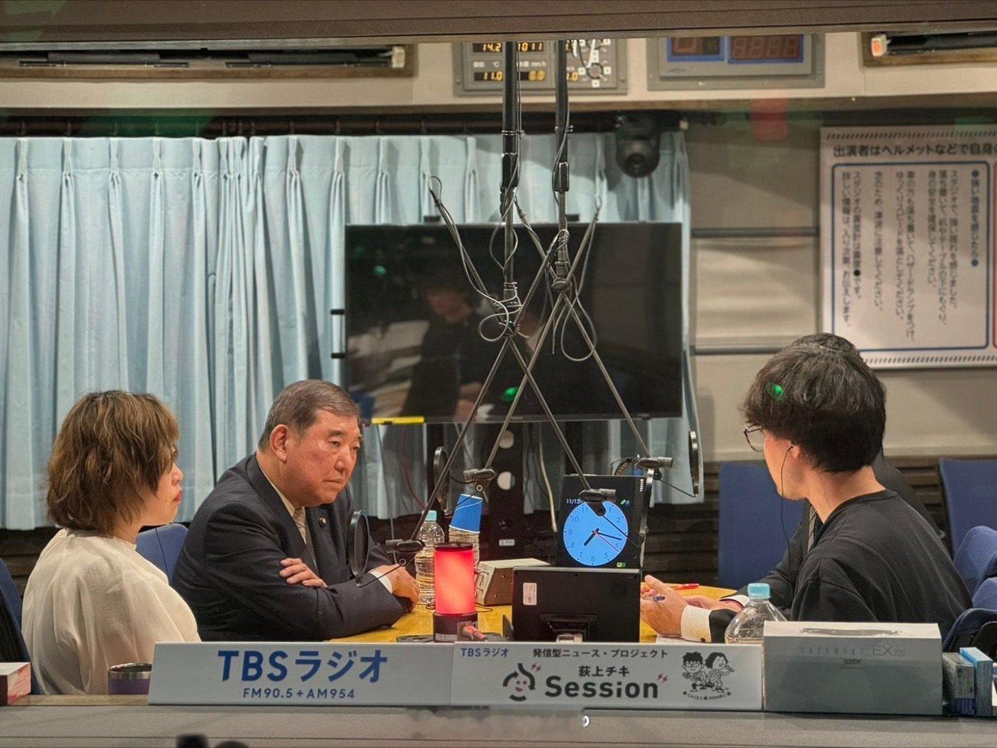 日本前任首相石破茂13日在一档电台节目中对现任首相高市早苗日前在国会发表的涉台言