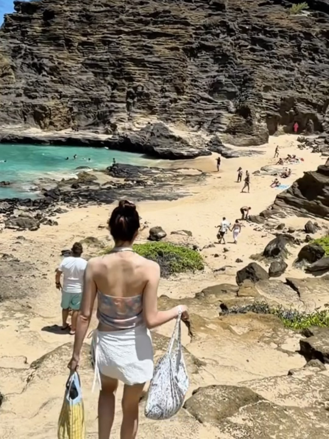 260804 海恩 ins更新“🌊” 