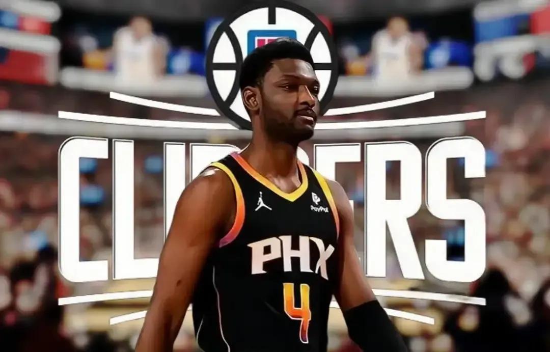 快船又错过梅图，签约活塞了，大前锋位置也只能靠塔克了。
第一，买断市场大前锋，赛