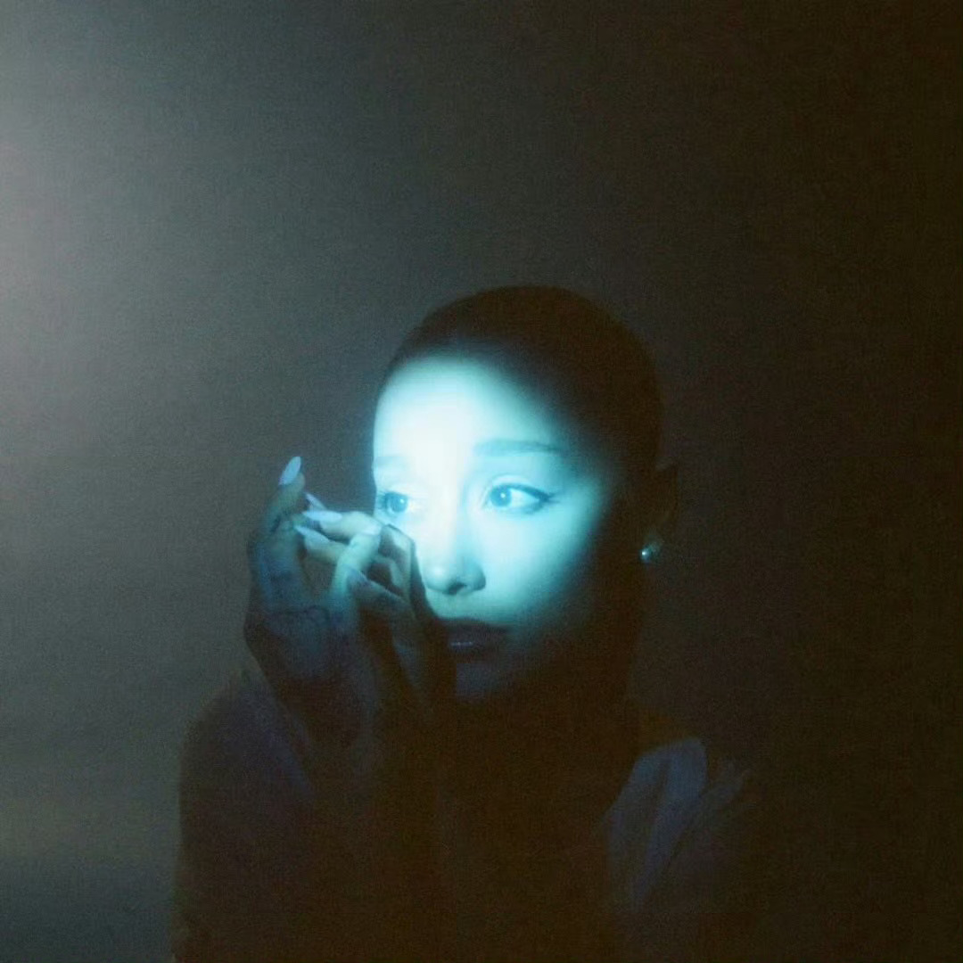 A妹Ariana Grande正式宣布专辑《eternal sunshine》豪