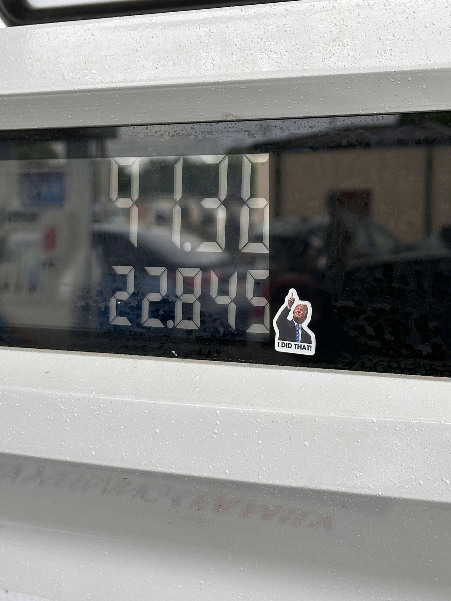 【图1至图3】美国弗吉尼亚州兰利空军基地、贝尔沃堡基地和驻日美军横田基地的加油设