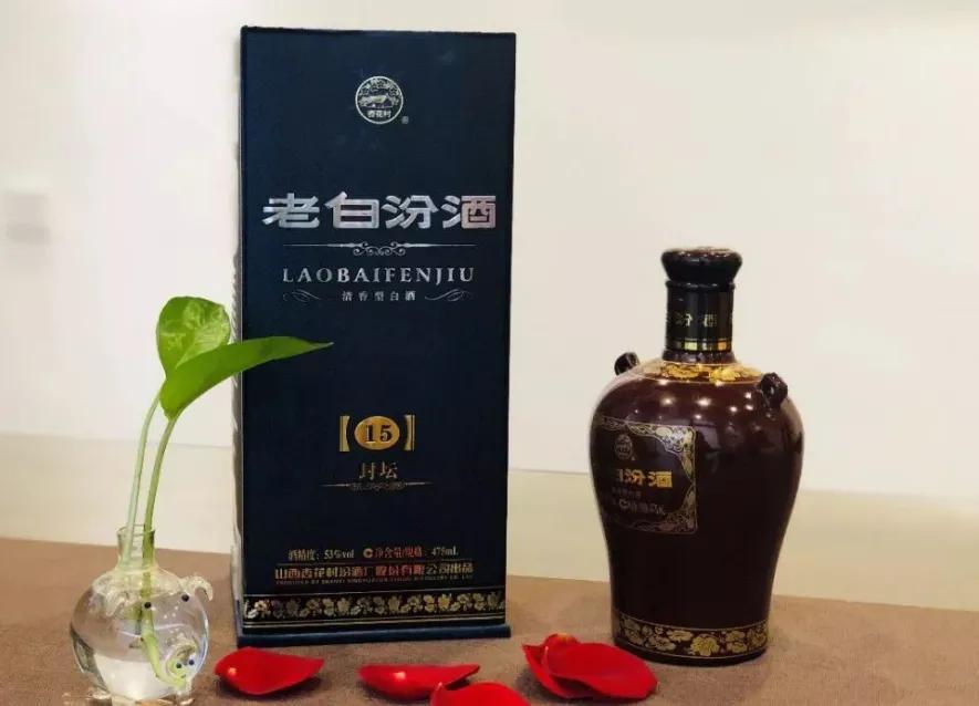 河南烟酒店老板的白酒清单被曝光！在这份清单中并没有出现“茅五剑”的名字，取而代之